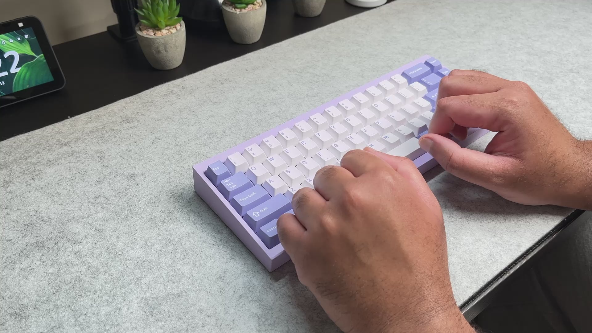 Lavender Tofu65 2.0 Keyboard – CGCustoms