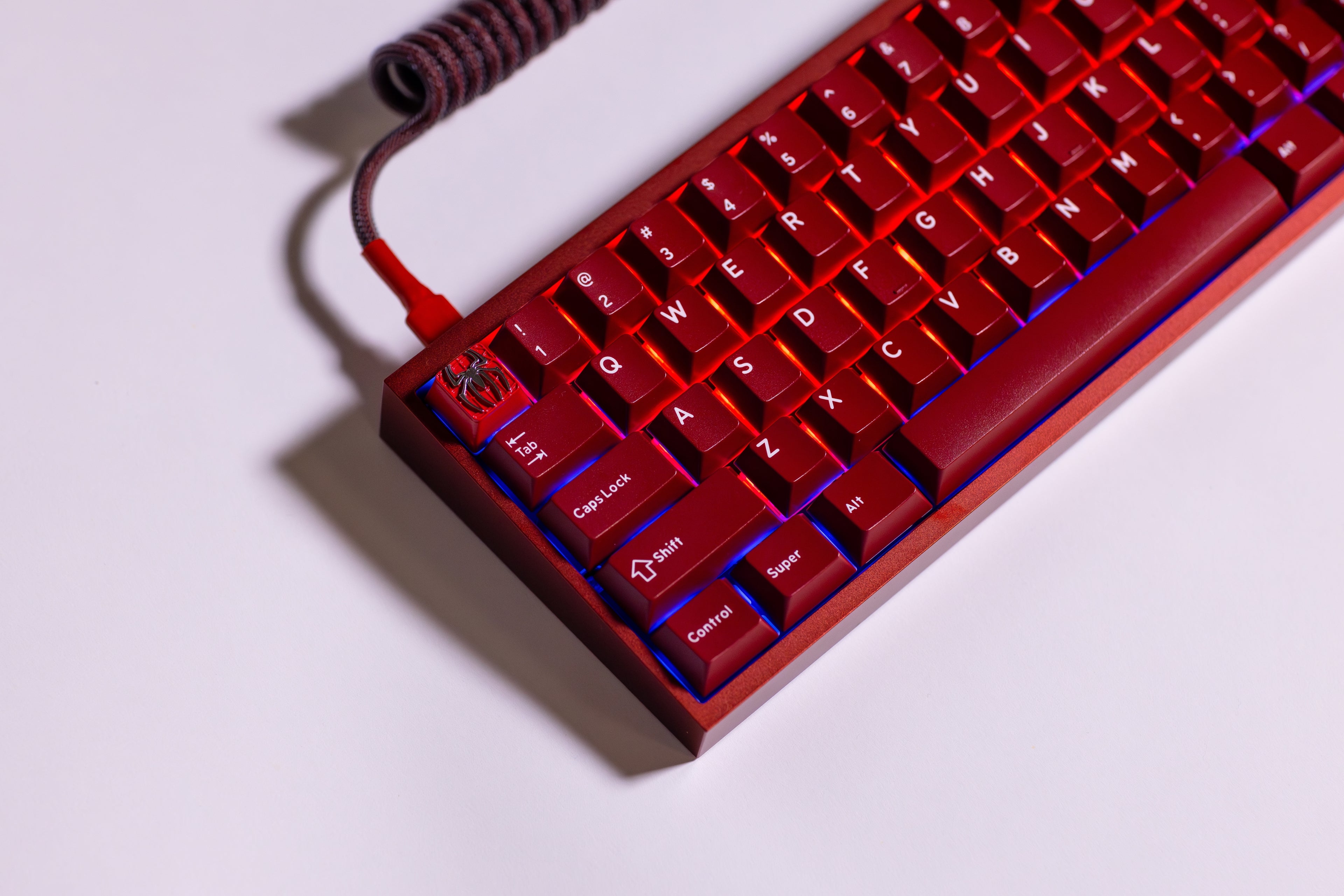 KBDfans Tofu keyboard(red) with Drop DCX Garnet Keycaps